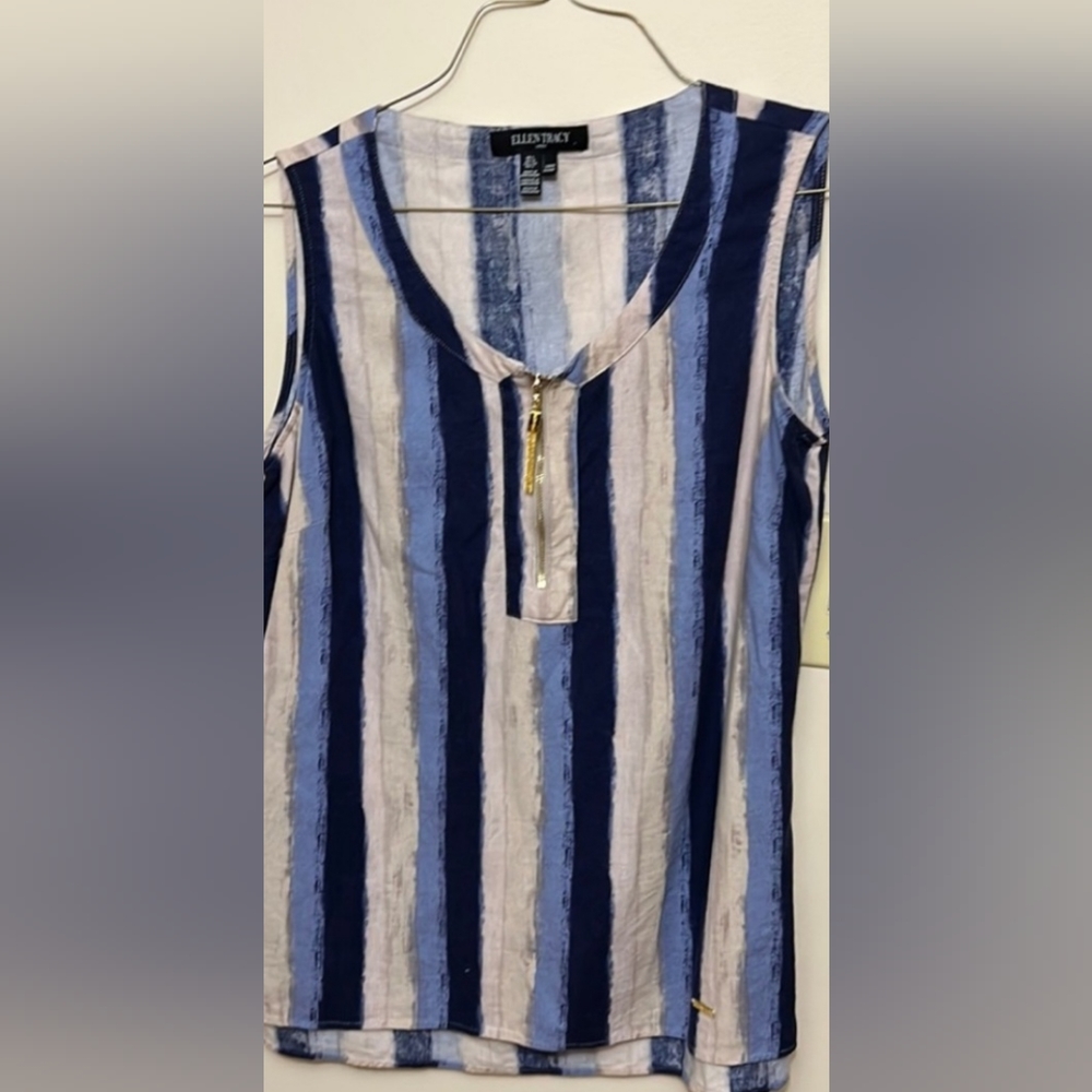 Ellen Tracy Sleeveless linen top, Size L